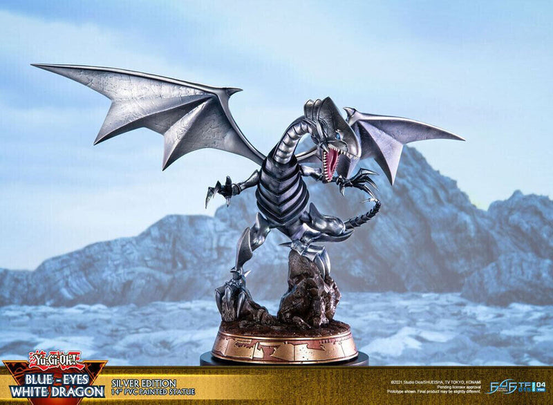 Yugioh Blue Eyes White Dragon Figure (SILVER EDITION)